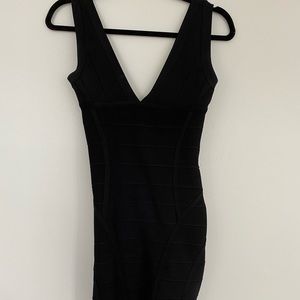 House of London Bodycon Midi Size S little black dress!